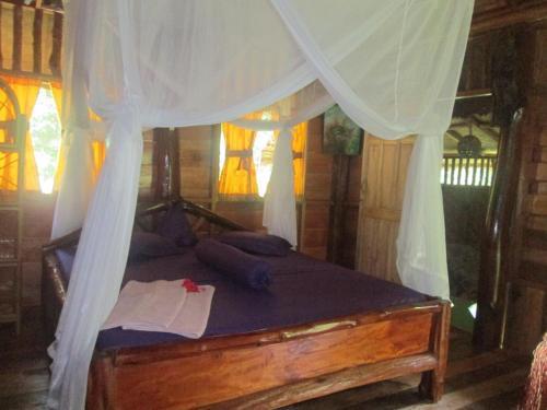 On The Rocks Bungalows Restaurant and Jungle Trekking Tours From May to September only stay here if you are booking jungle treks with us feel free to contact us about our Jungle Trekking services in Berastagi, Indonesia