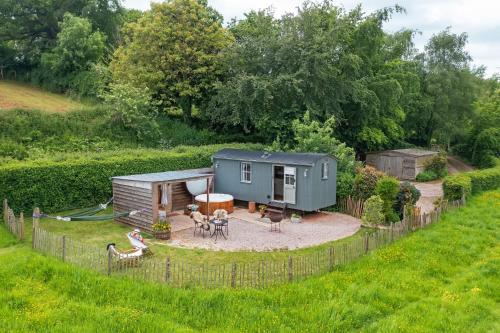 Apple Blossom Devon Hideaways in Kenton, United Kingdom