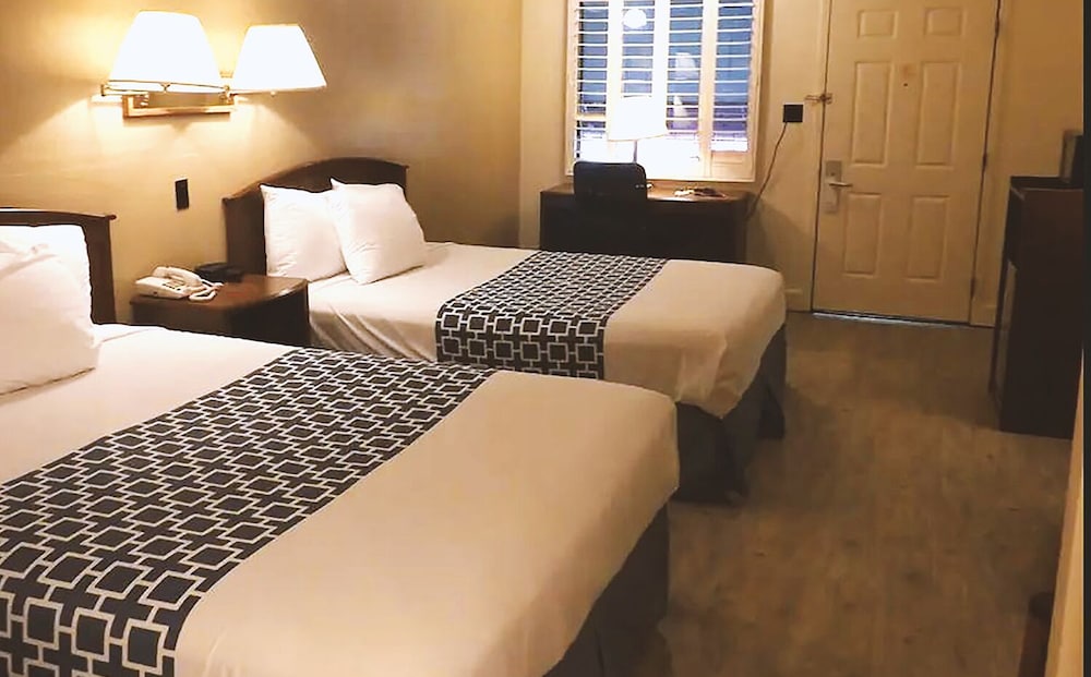 Coratel Inn & Suites by Jasper McCook - photo 16