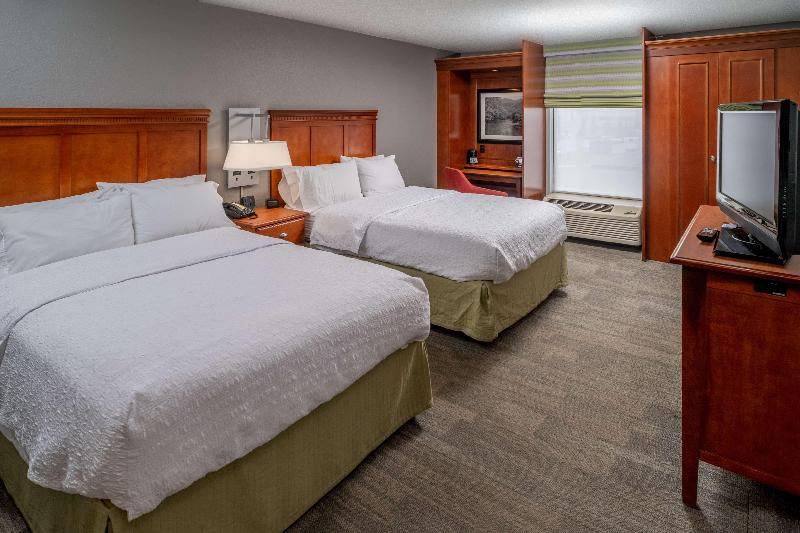 Hampton Inn Charleston Downtown - photo 68