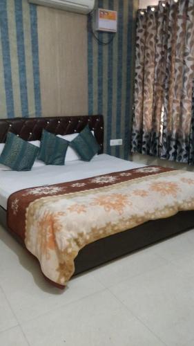 Hotel Alpha Inn