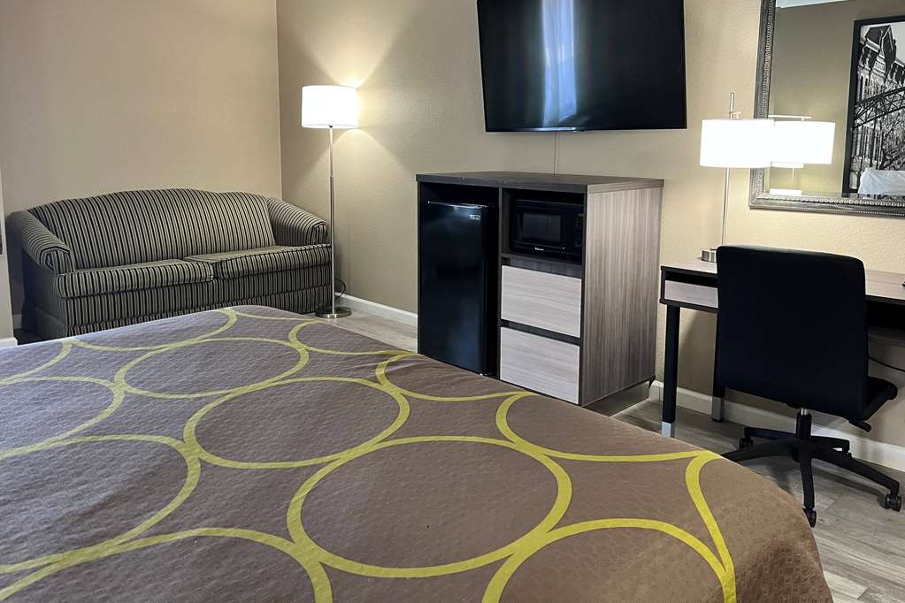 Super 8 by Wyndham Harrison OH - photo 17