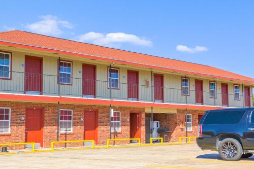 Economy Inn — hotel in Lockport