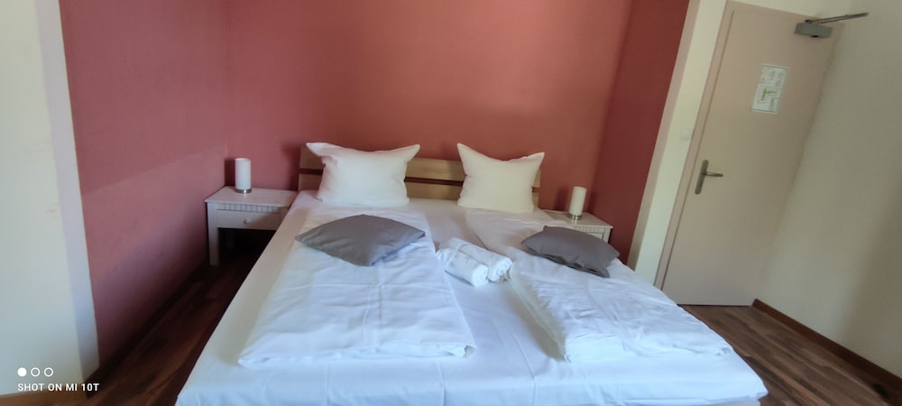 Hotel Bischoff — Winnweiler — photo 4