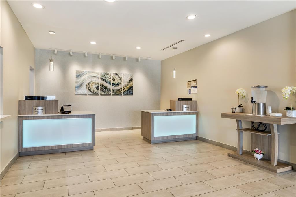 Best Western Plus Mid County - photo 6