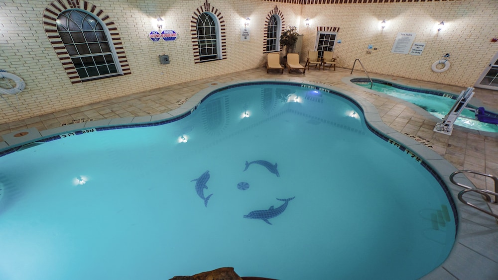 Holiday Inn Express & Suites Pampa by IHG - photo 46