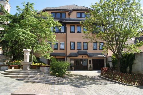 Bellevue Vendégház 2 in Vac, Hungary