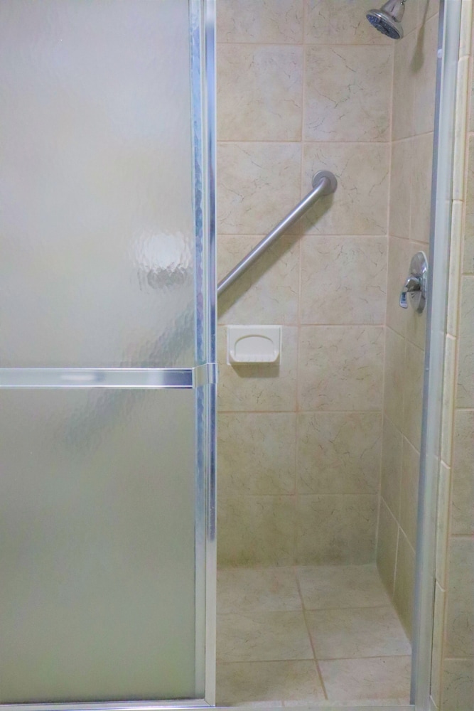 Baymont by Wyndham Norcross Atlanta - photo 15