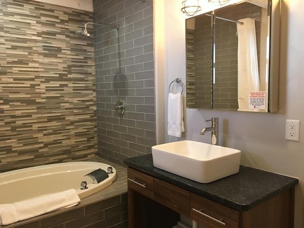 Flagstone Boutique Inn & Suites Canyons Collection Property - photo 20