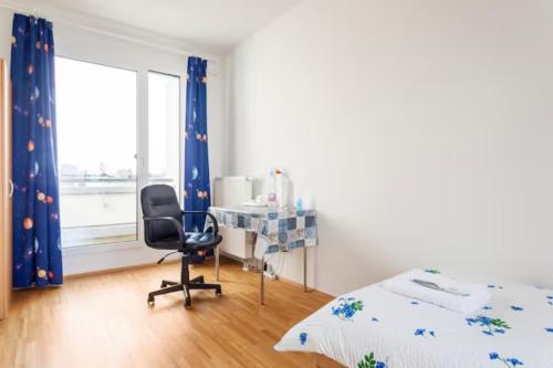 Privatzimmer Mit Balkon Richtung Messe — Hannover