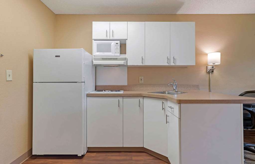Extended Stay America Suites San Diego Oceanside - photo 10