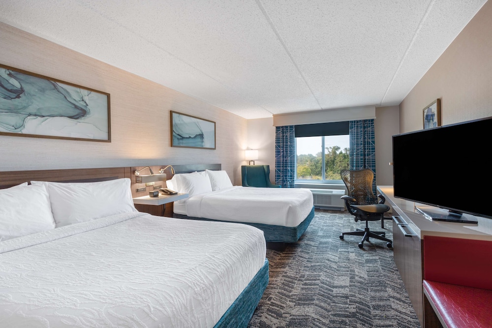 Hilton Garden Inn Islip MacArthur Airport - photo 12
