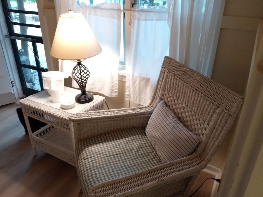 The High Tide Inn - photo 24