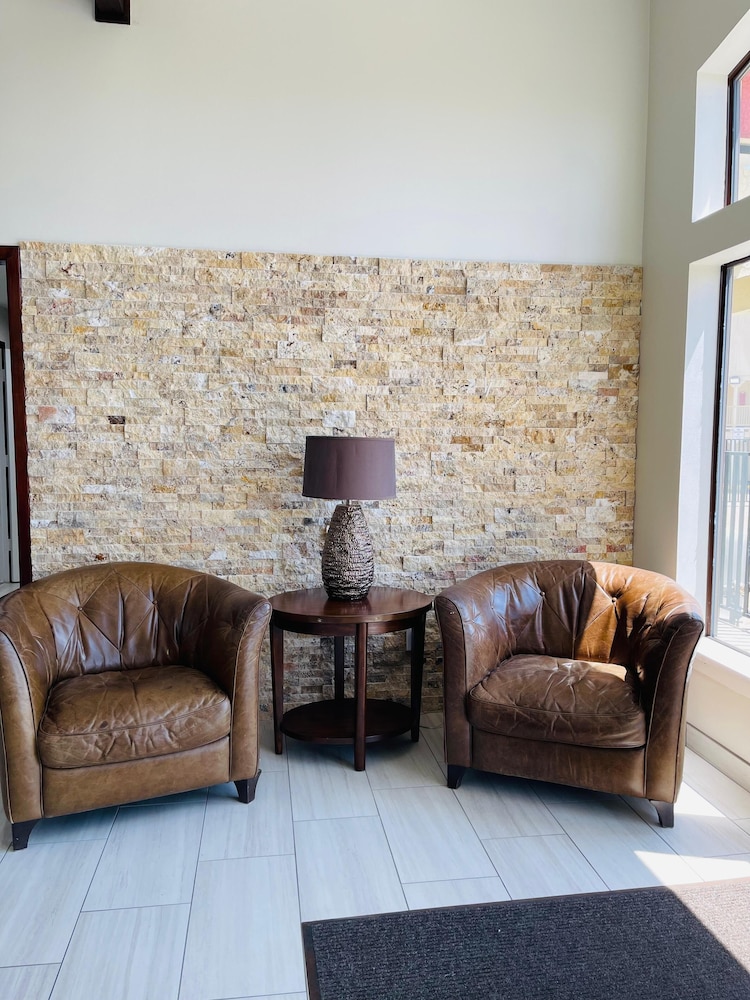 Spanish Trails Inn - photo 5