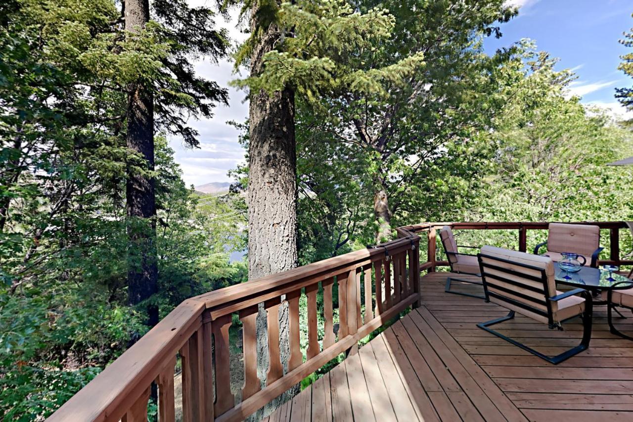 Emerald Oasis in Lake Arrowhead, United States