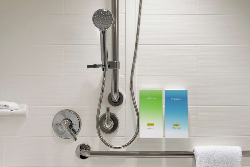 Home2 Suites by Hilton Overland Park - photo 35