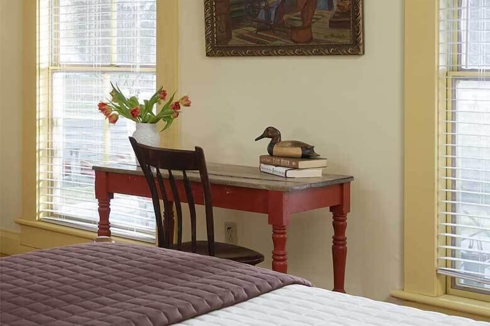 Inner Banks Inn - photo 9
