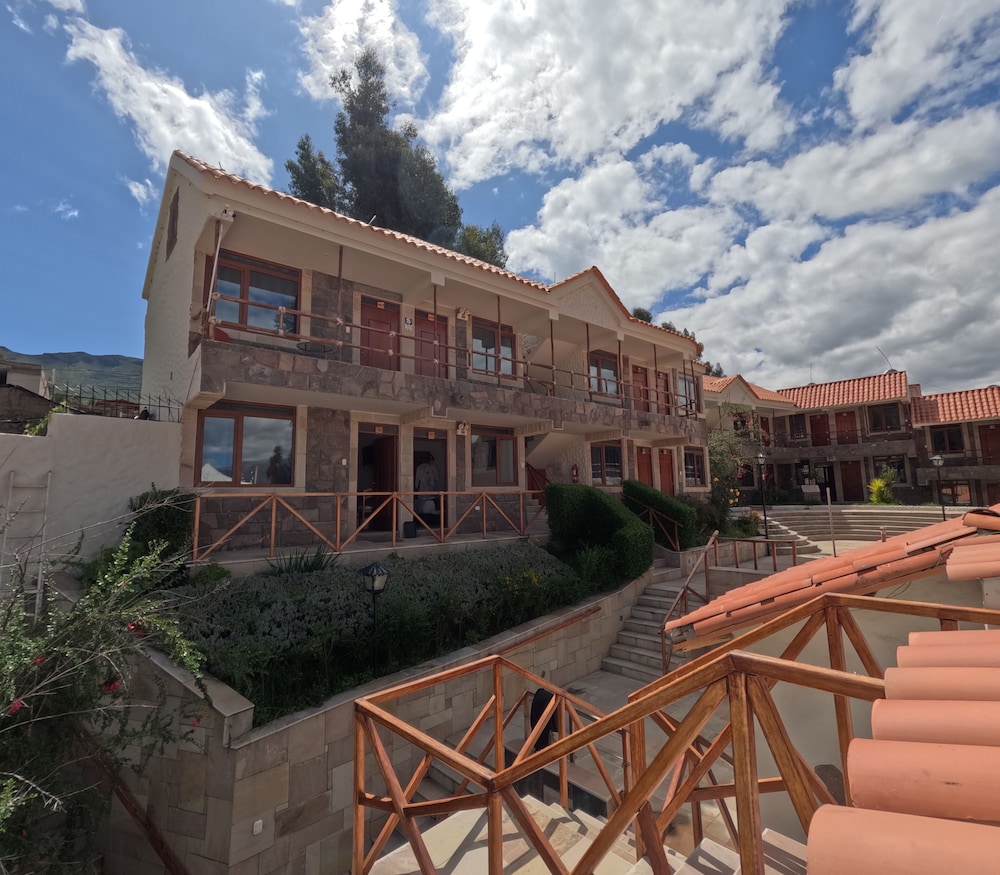 Terramistica Colca Fogatas Termales — Coporaque