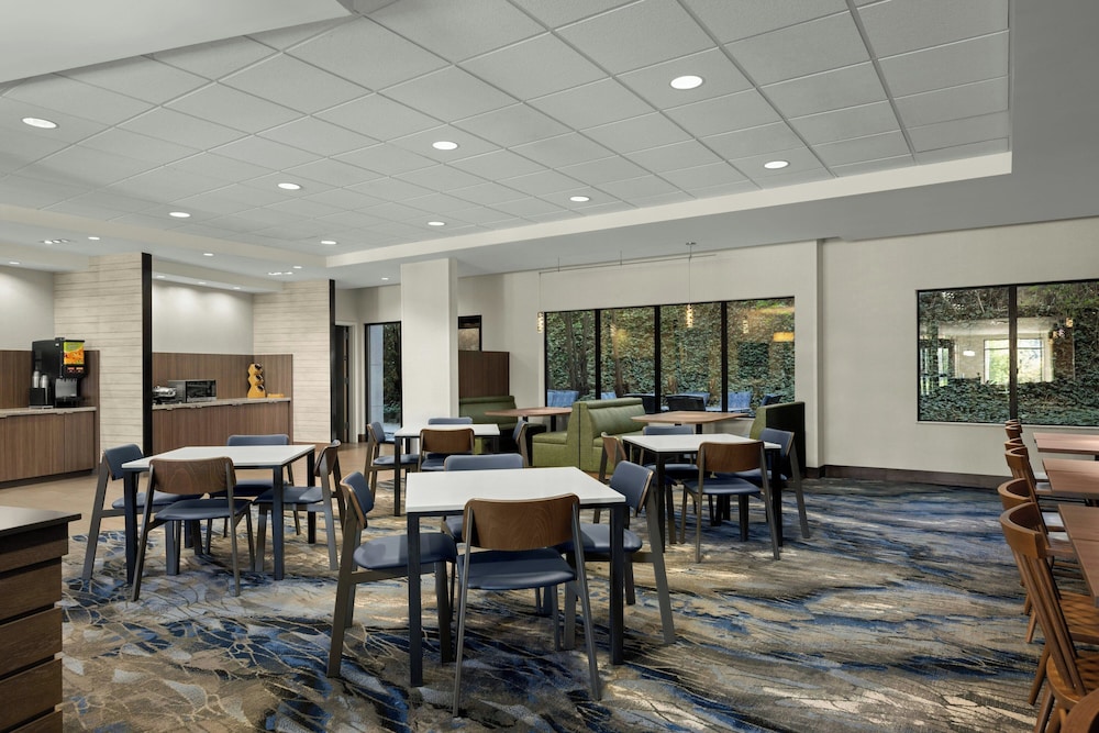 Fairfield Inn & Suites Moscow - photo 25