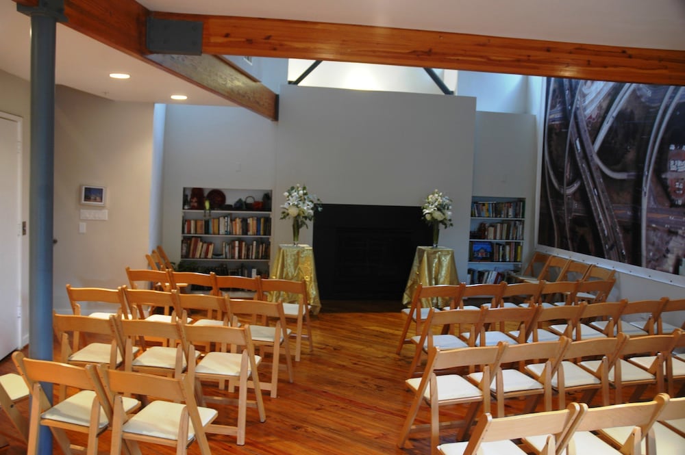 Modern B & B - photo 2