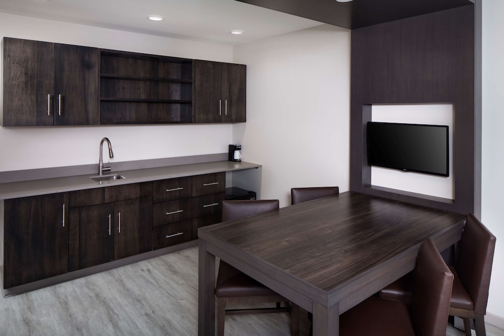 Hyatt Place Poughkeepsie - photo 21