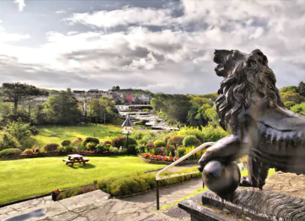 Falls Hotel & Spa in Shannon, Republic of Ireland