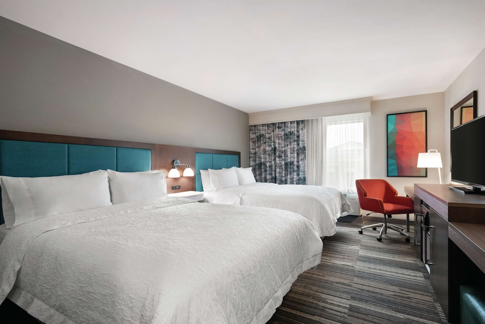 Hampton Inn Champaign Southwest - photo 15