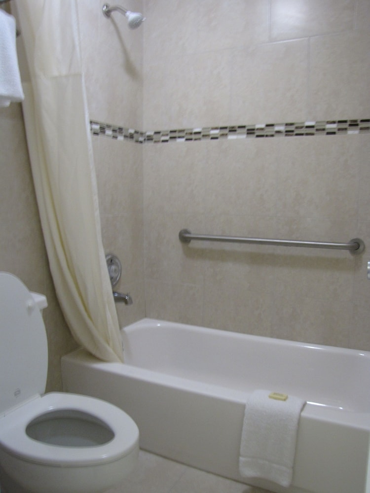 Budget Host Inn - photo 17
