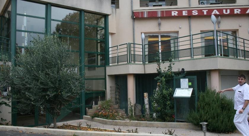 Les Berges du Tarn in Millau, France