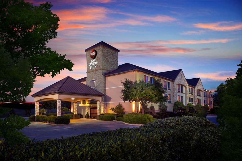 Best Western Plus Lewisville Flower Mound in Lewisville, United States