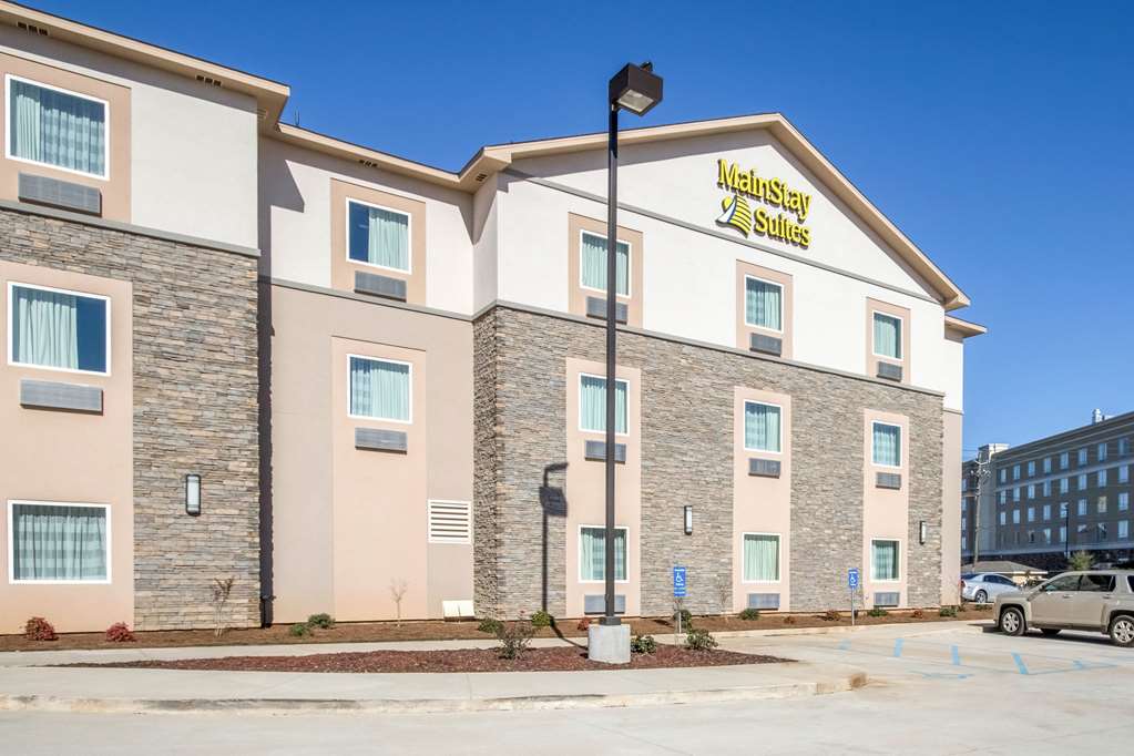 MainStay Suites Meridian Bonita Lakes - photo 3