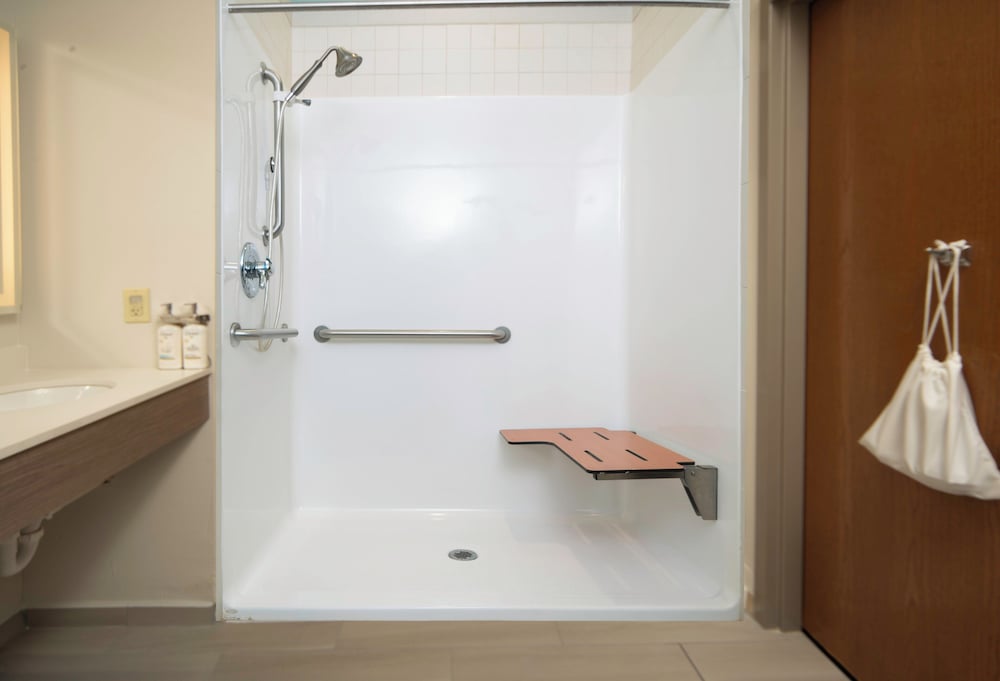 Holiday Inn Express & Suites Little Rock West by IHG - photo 8