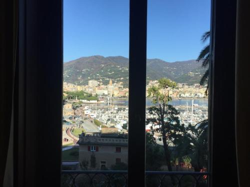 Villa Brezza by PortofinoVacanze — 4-Star Luxury Hotel in Rapallo, Italy