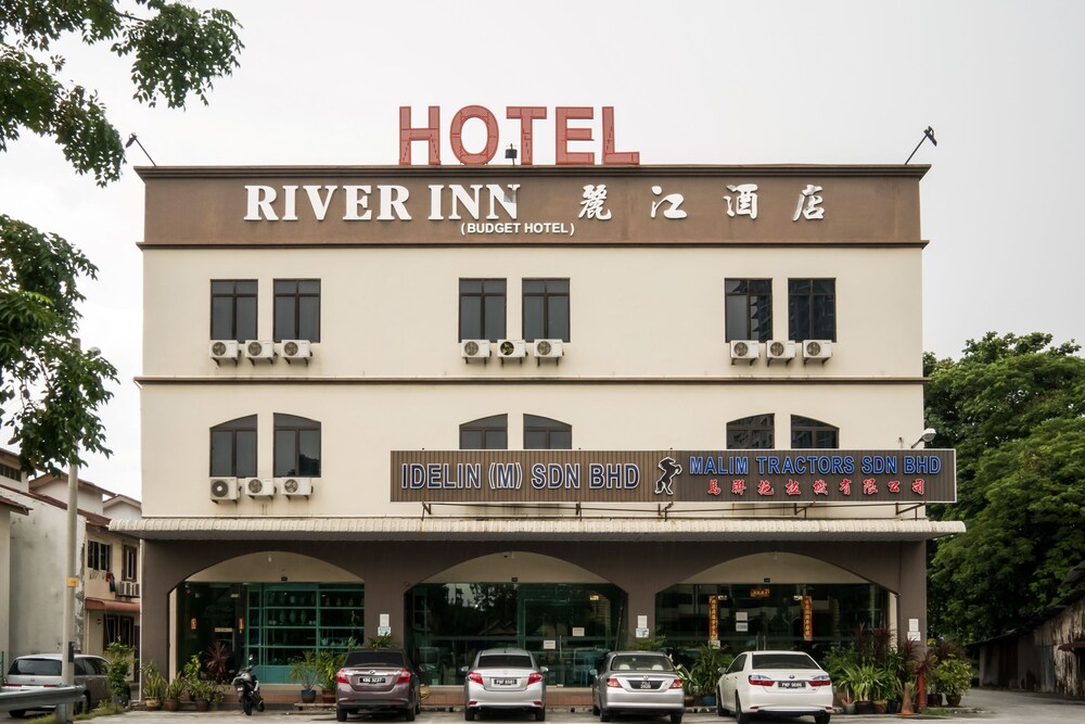 Oyo 301 River Inn Hotel in Butterworth, Malaysia