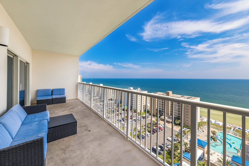 Crystal Tower Comfort Condos by Hosteeva - photo 122