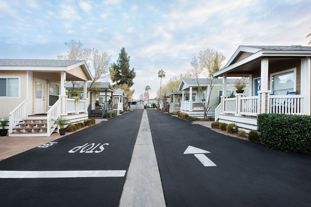 The Cottages At Golden Village Palms Rv Resort — Hemet