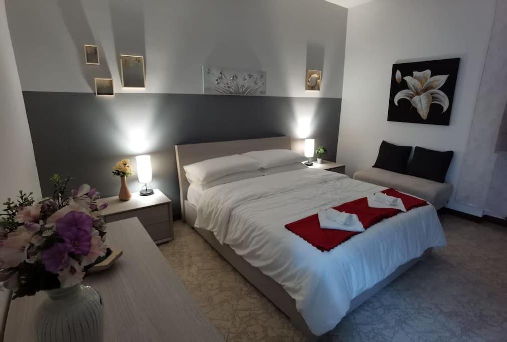 Holy Home — 4-Star Luxury Hotel in Mestre, Italy