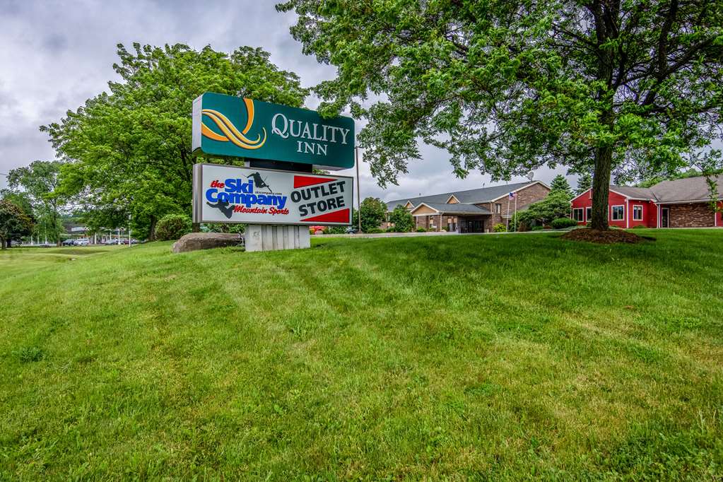 Quality Inn Tully I 81 - photo 4
