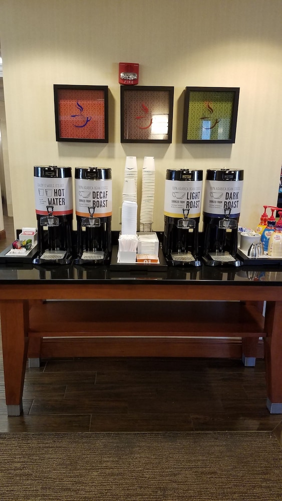 Wingate by Wyndham St. Louis Airport - photo 4