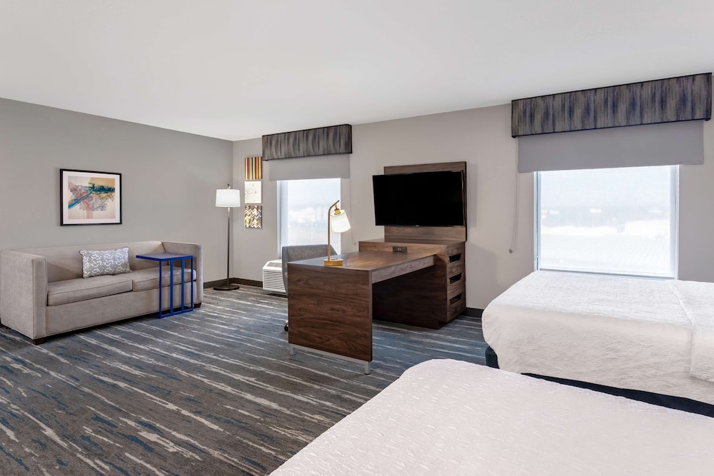 Hampton Inn & Suites Richmond IN - photo 21