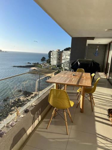 Departamento Esmeralda Pingueral — 4-Star Luxury Hotel in Tome, Chile
