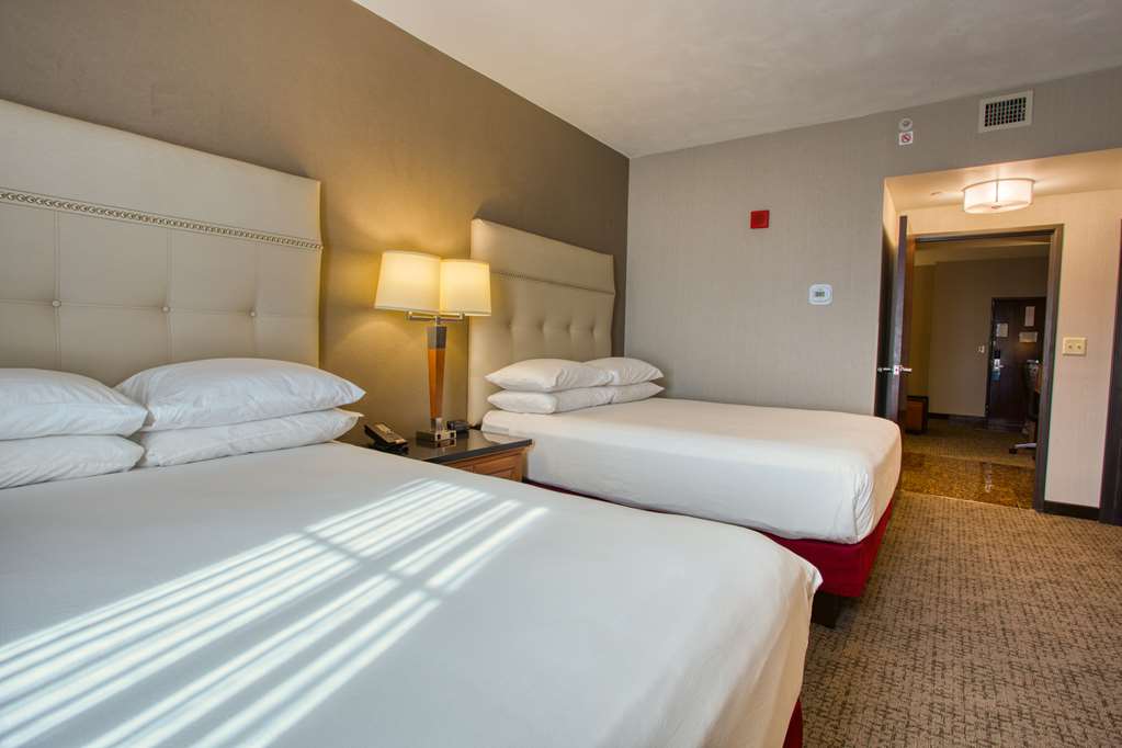 Drury Inn & Suites Near La Cantera Parkway - photo 33