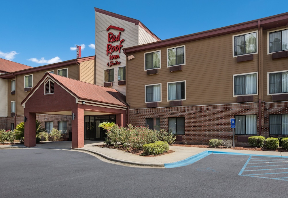 Red Roof Inn & Suites Savannah Airport - featured photo