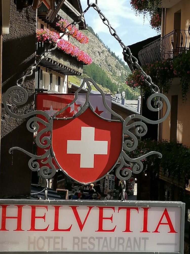 Hotel Helvetia — hotel in Zermatt