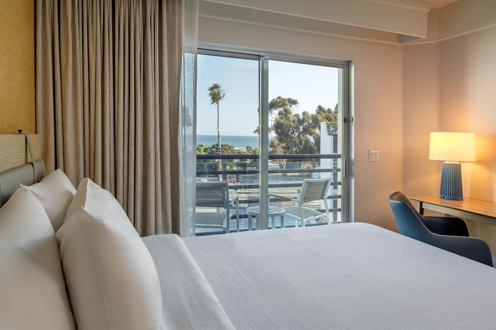 Hilton Garden Inn Dana Point Doheny Beach - photo 19