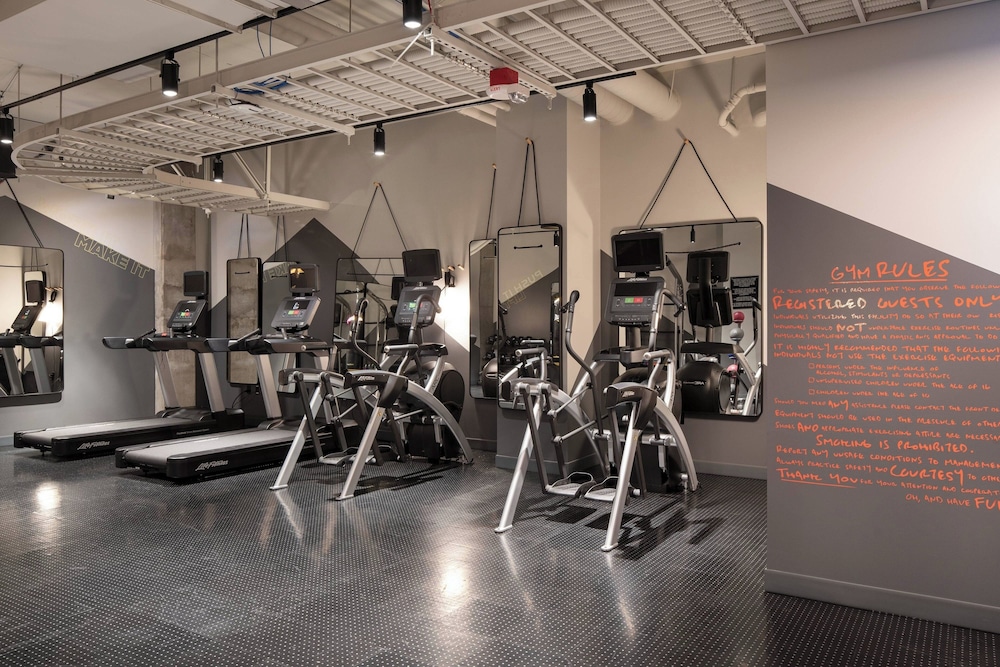 Moxy Portland Downtown - photo 20