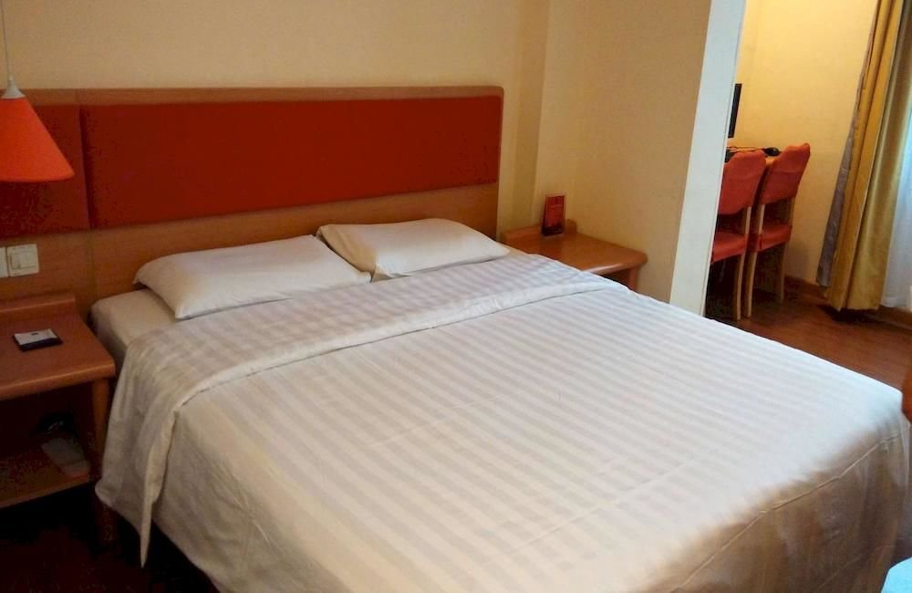 Home Inn - last minute hotel in Guiyang