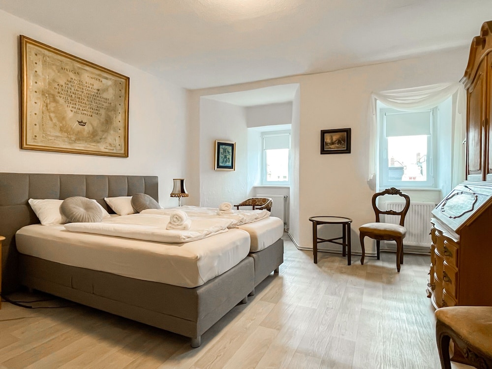 Apartment Fuchsbau — 4-Star Luxury Hotel in Senftenberg, Germany