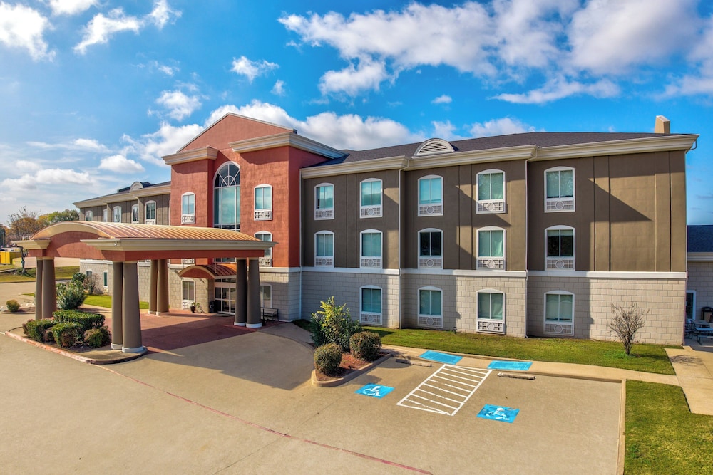 Holiday Inn Express Hotel & Suites Athens by IHG in Athens, United States