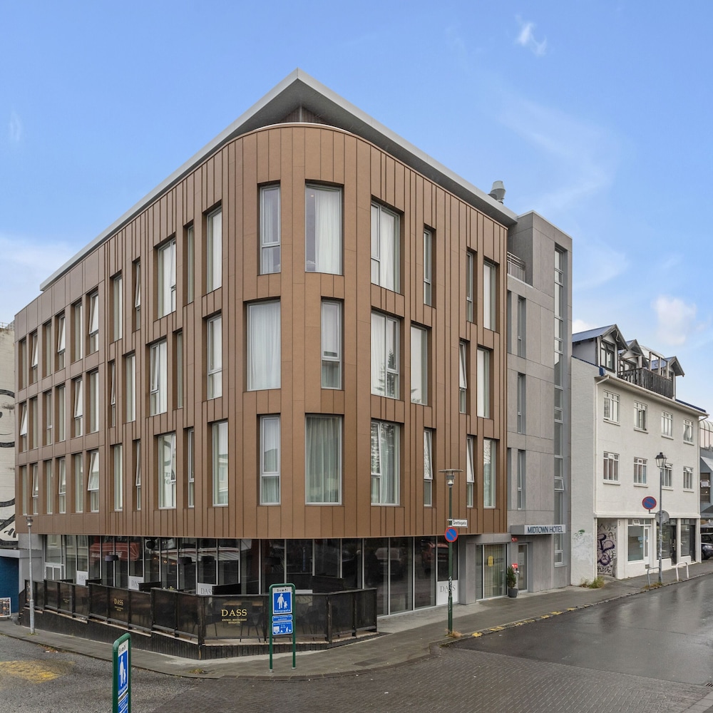 Mani Apartments — 4-Star Luxury Hotel in Reykjavik, Iceland